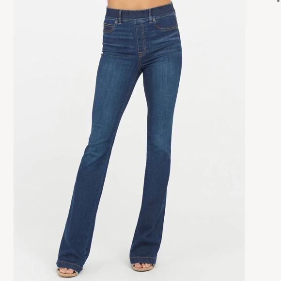 Spanx Flare Pull-On Flare Jeans in "Midnight" Dark Wash Size 1X - Picture 5 of 14
